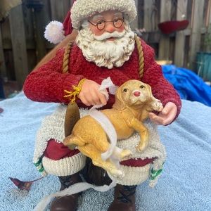 Possible Dreams Clothtique Santa